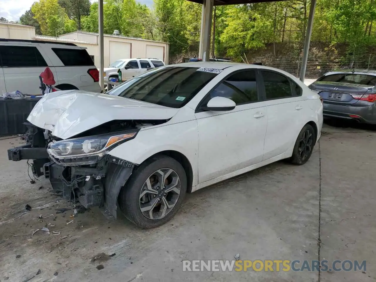 1 Photograph of a damaged car 3KPF24AD5LE140859 KIA FORTE 2020