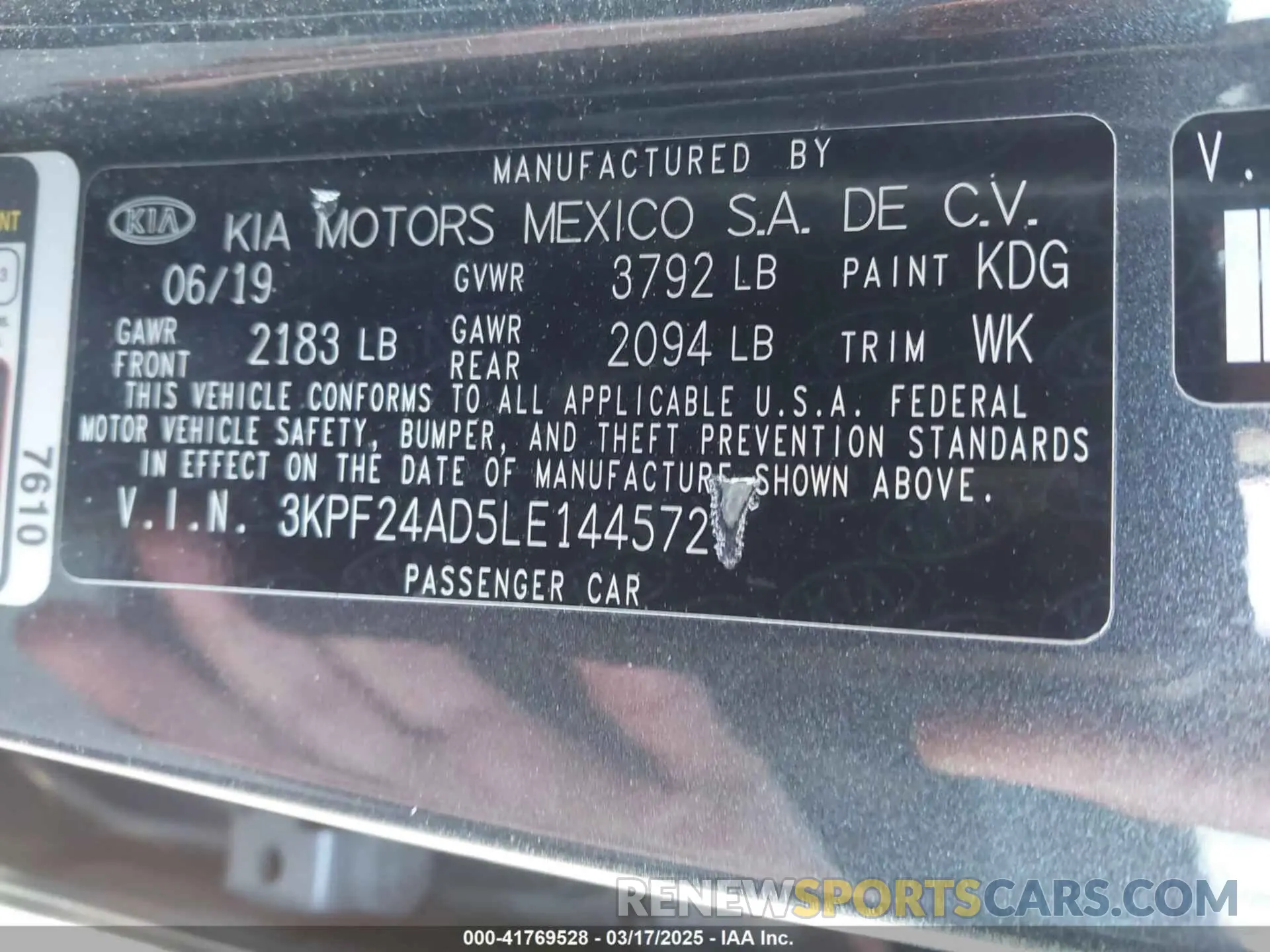 9 Photograph of a damaged car 3KPF24AD5LE144572 KIA FORTE 2020
