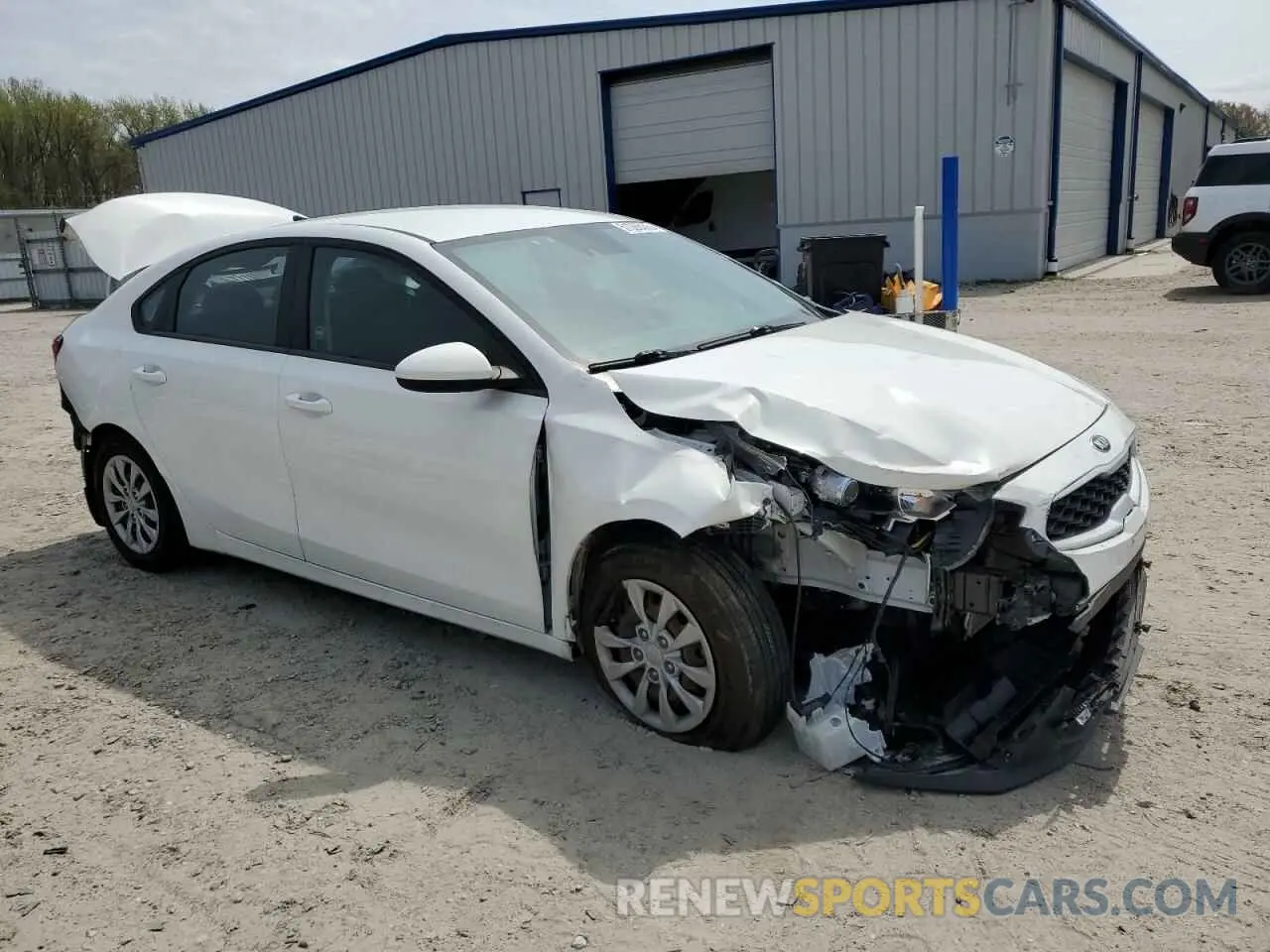 4 Фотография поврежденного автомобиля 3KPF24AD5LE145589 KIA FORTE 2020