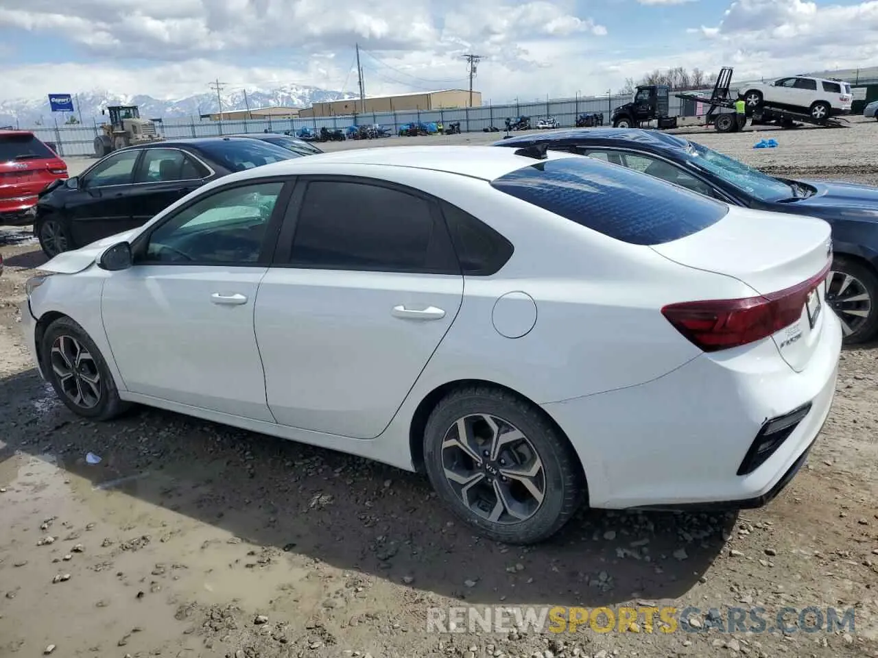 2 Фотография поврежденного автомобиля 3KPF24AD5LE151232 KIA FORTE 2020