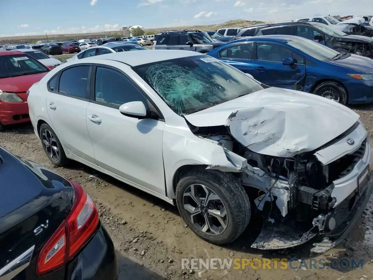 4 Фотография поврежденного автомобиля 3KPF24AD5LE151232 KIA FORTE 2020