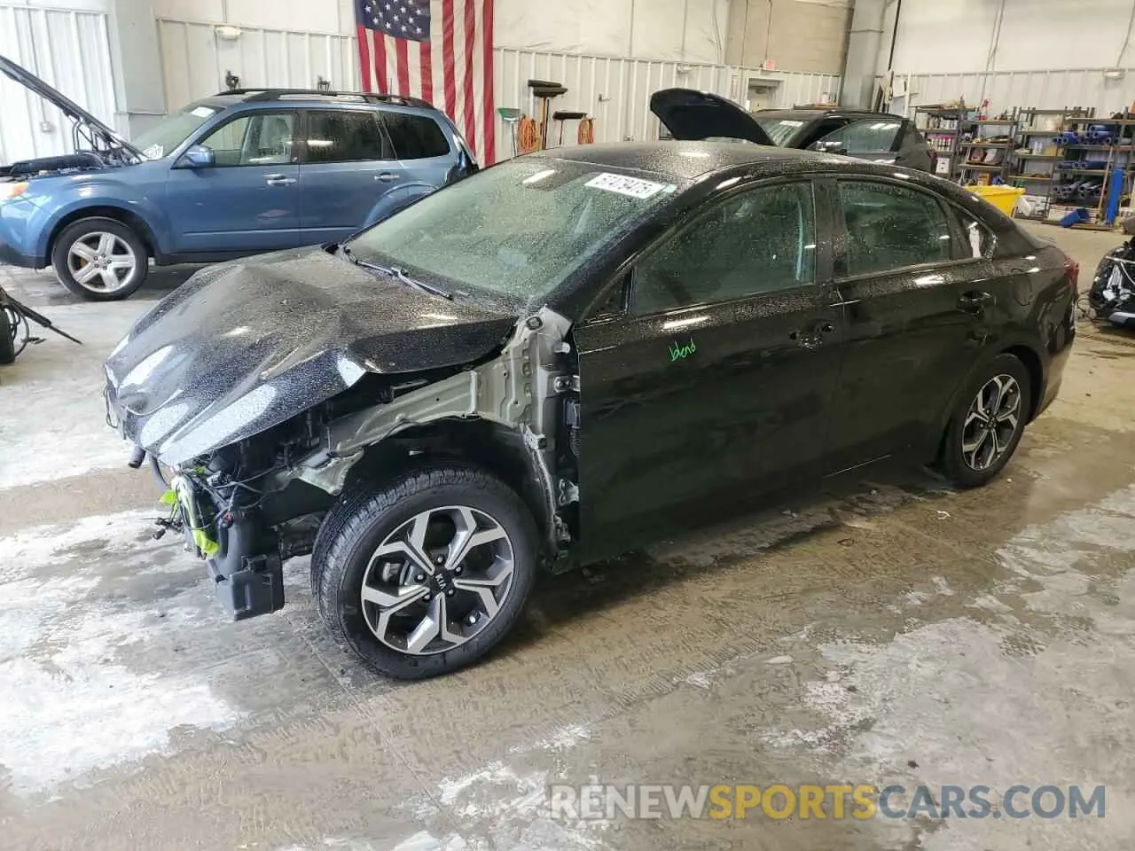 1 Photograph of a damaged car 3KPF24AD5LE156897 KIA FORTE 2020