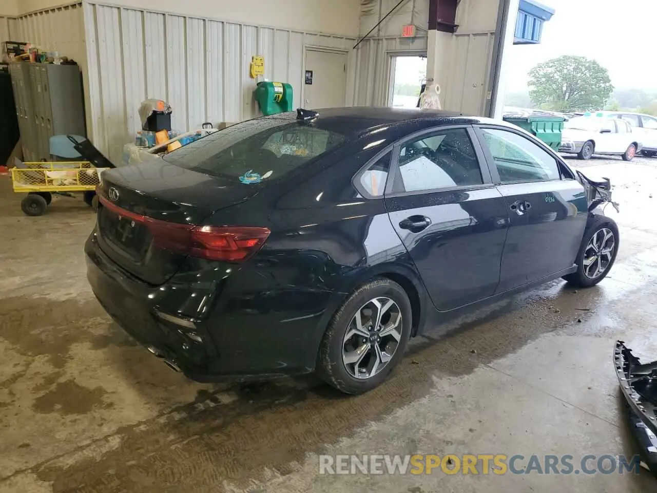 3 Photograph of a damaged car 3KPF24AD5LE156897 KIA FORTE 2020