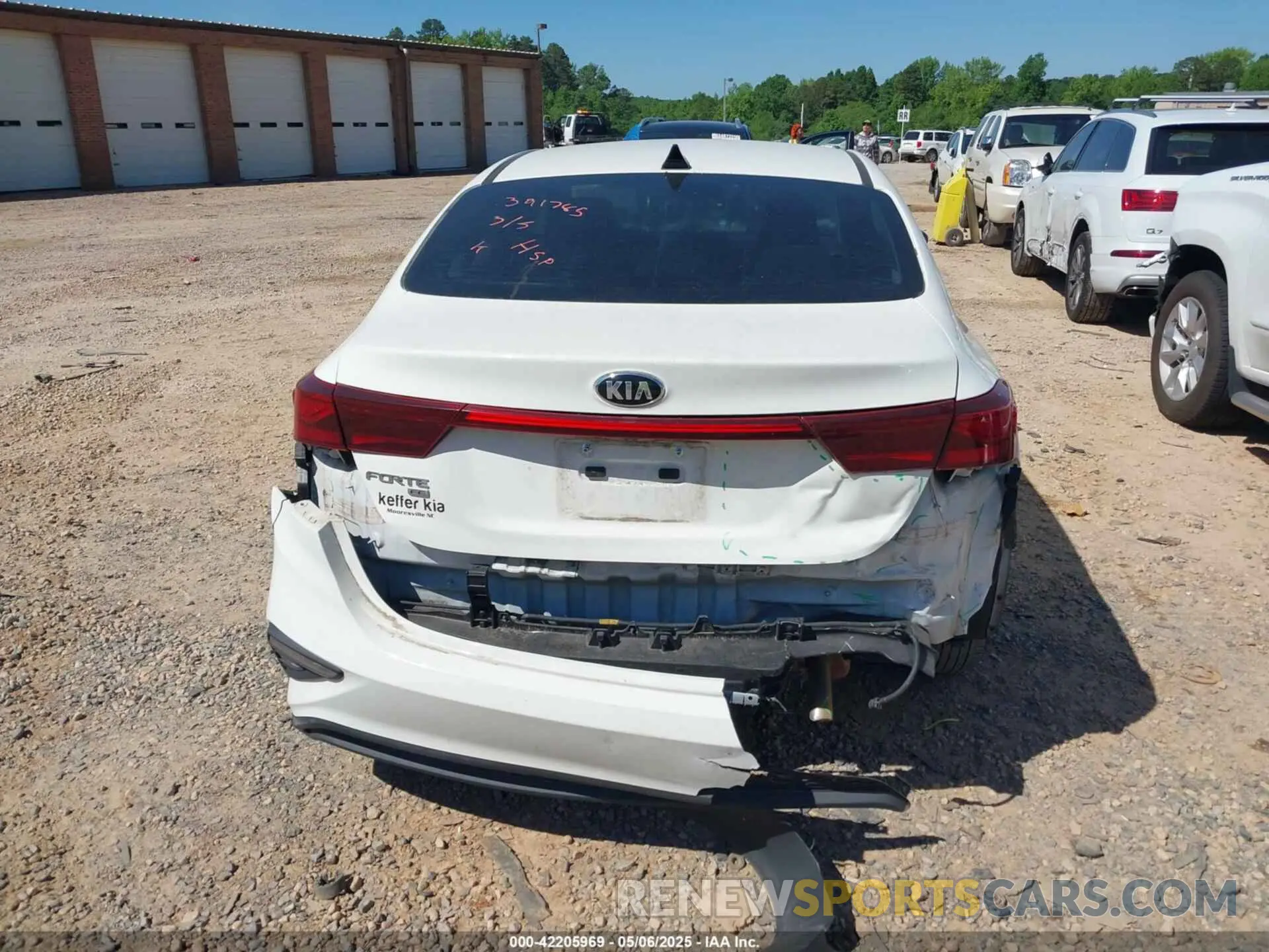16 Фотография поврежденного автомобиля 3KPF24AD5LE184392 KIA FORTE 2020