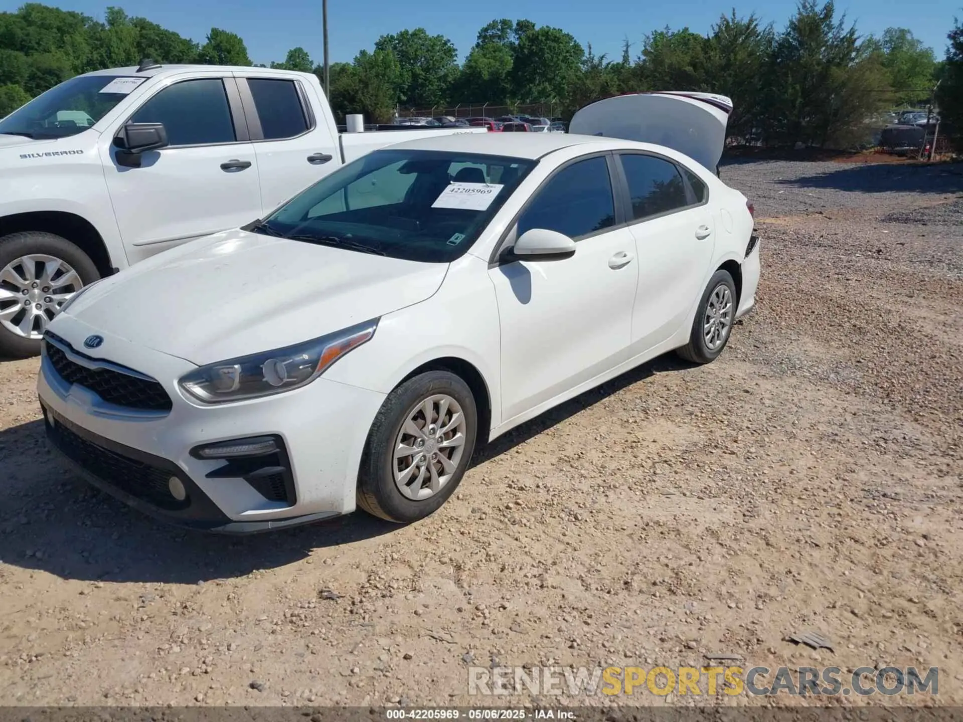 2 Фотография поврежденного автомобиля 3KPF24AD5LE184392 KIA FORTE 2020
