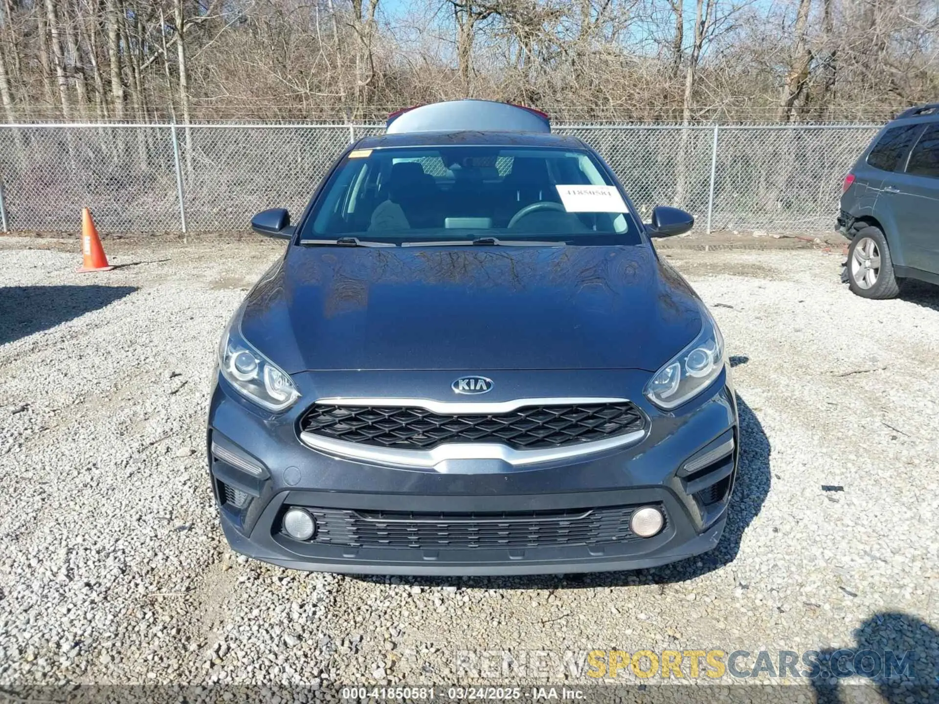 12 Фотография поврежденного автомобиля 3KPF24AD5LE208237 KIA FORTE 2020