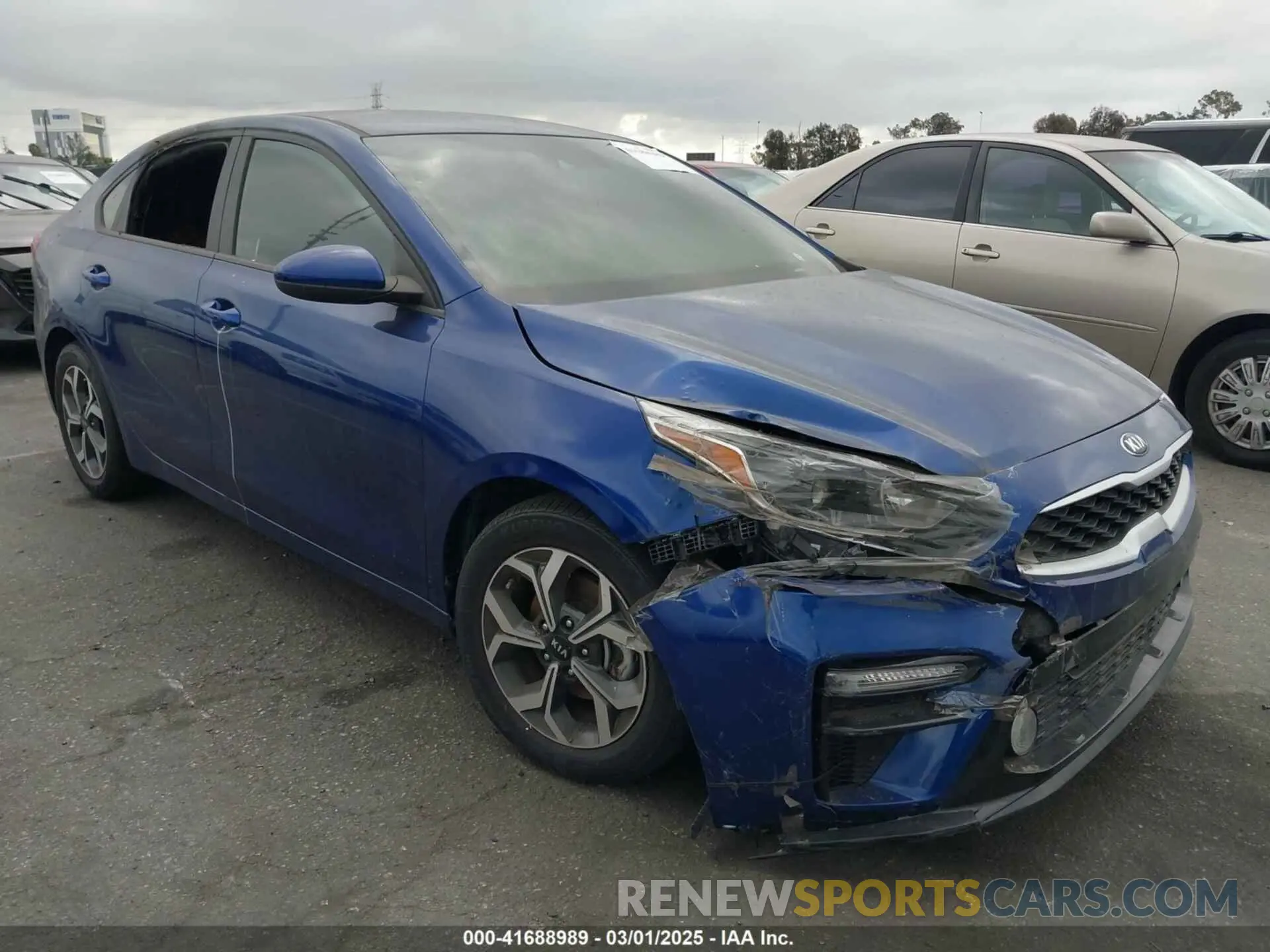 1 Photograph of a damaged car 3KPF24AD5LE214653 KIA FORTE 2020