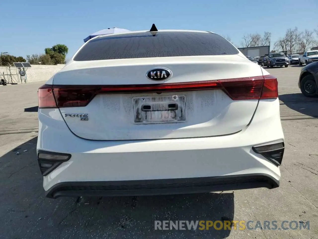 6 Фотография поврежденного автомобиля 3KPF24AD5LE223269 KIA FORTE 2020