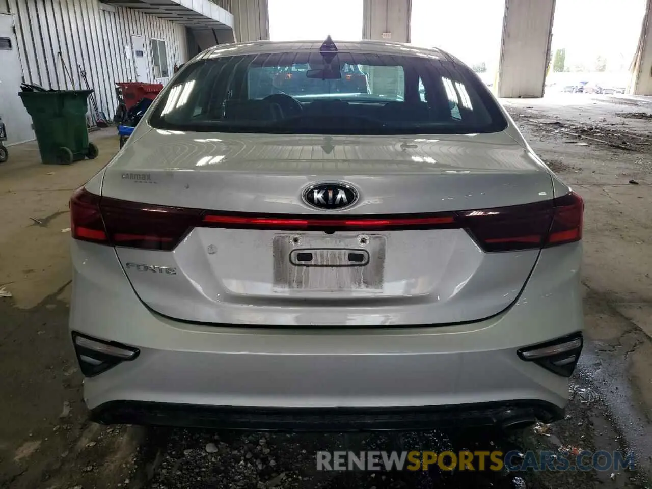 6 Photograph of a damaged car 3KPF24AD5LE255090 KIA FORTE 2020