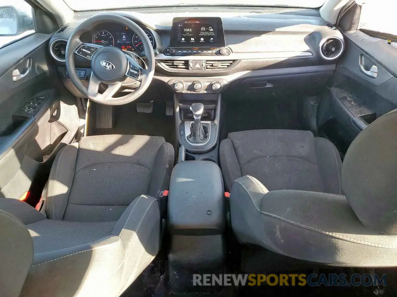 8 Фотография поврежденного автомобиля 3KPF24AD6LE150882 KIA FORTE 2020