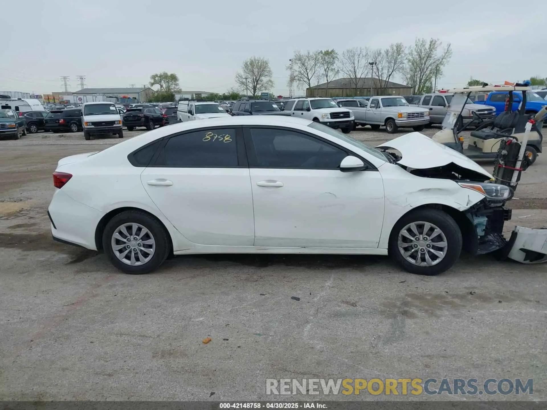 14 Фотография поврежденного автомобиля 3KPF24AD6LE173160 KIA FORTE 2020