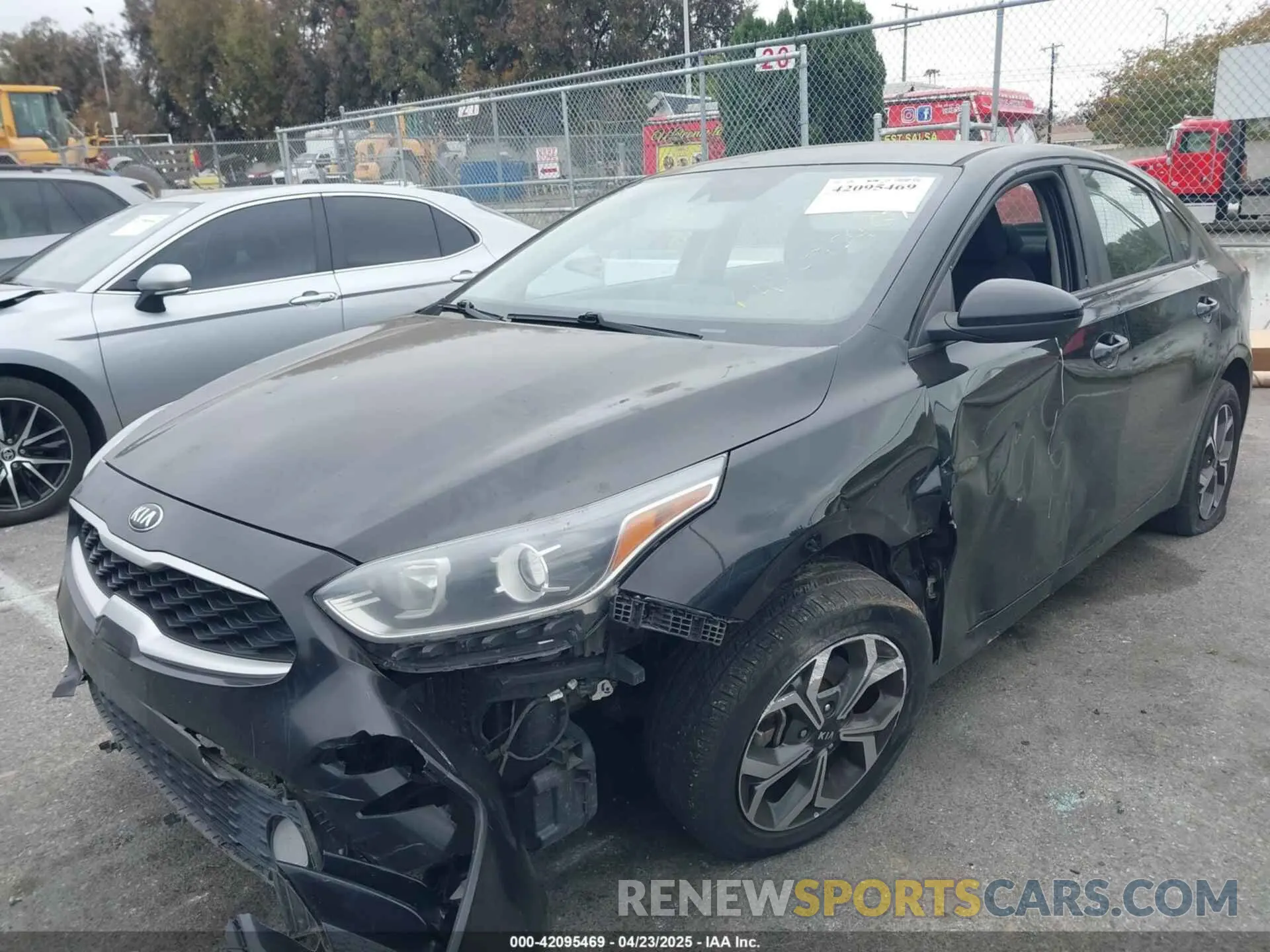 2 Фотография поврежденного автомобиля 3KPF24AD6LE216976 KIA FORTE 2020