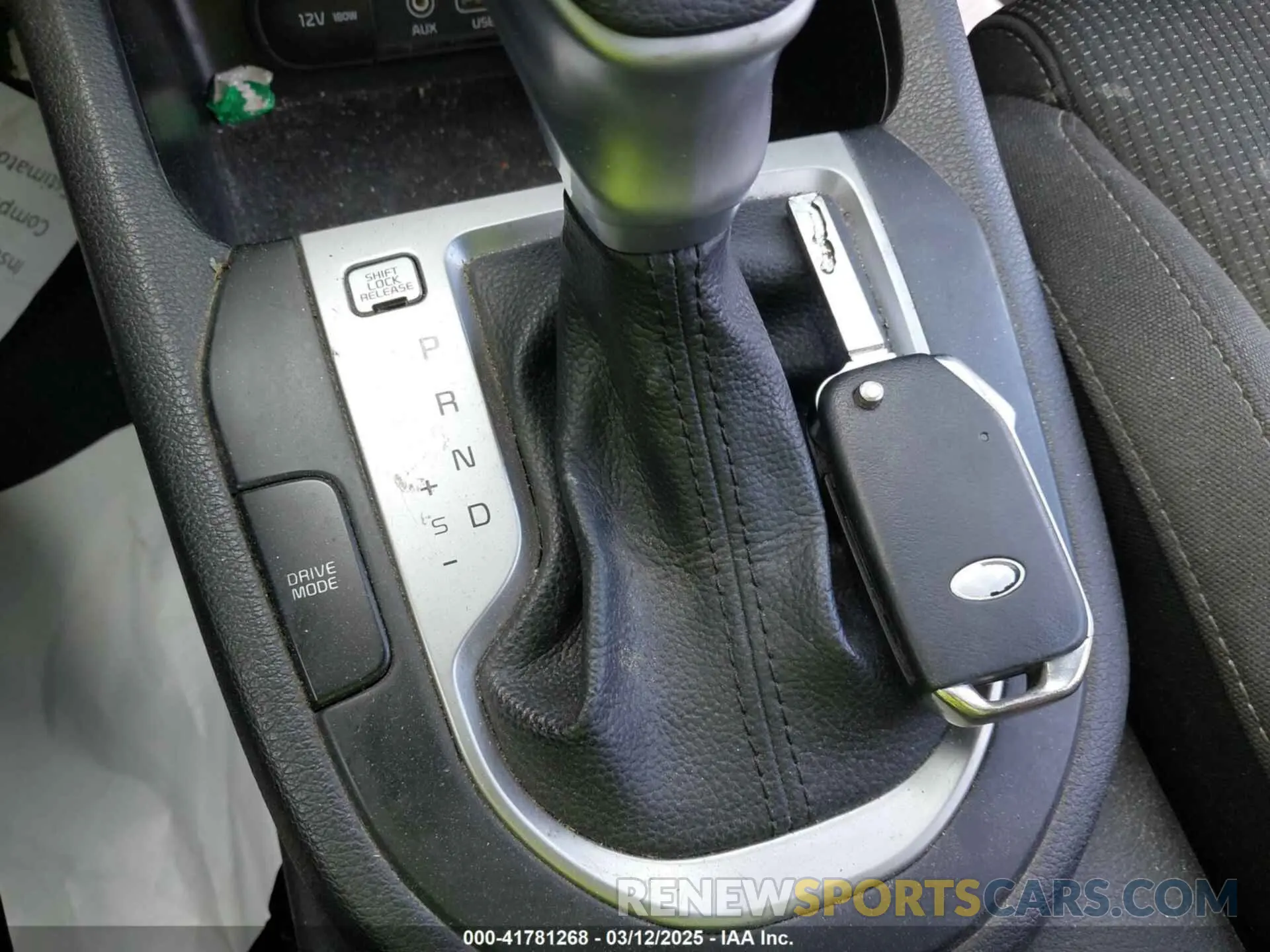 11 Фотография поврежденного автомобиля 3KPF24AD6LE225516 KIA FORTE 2020