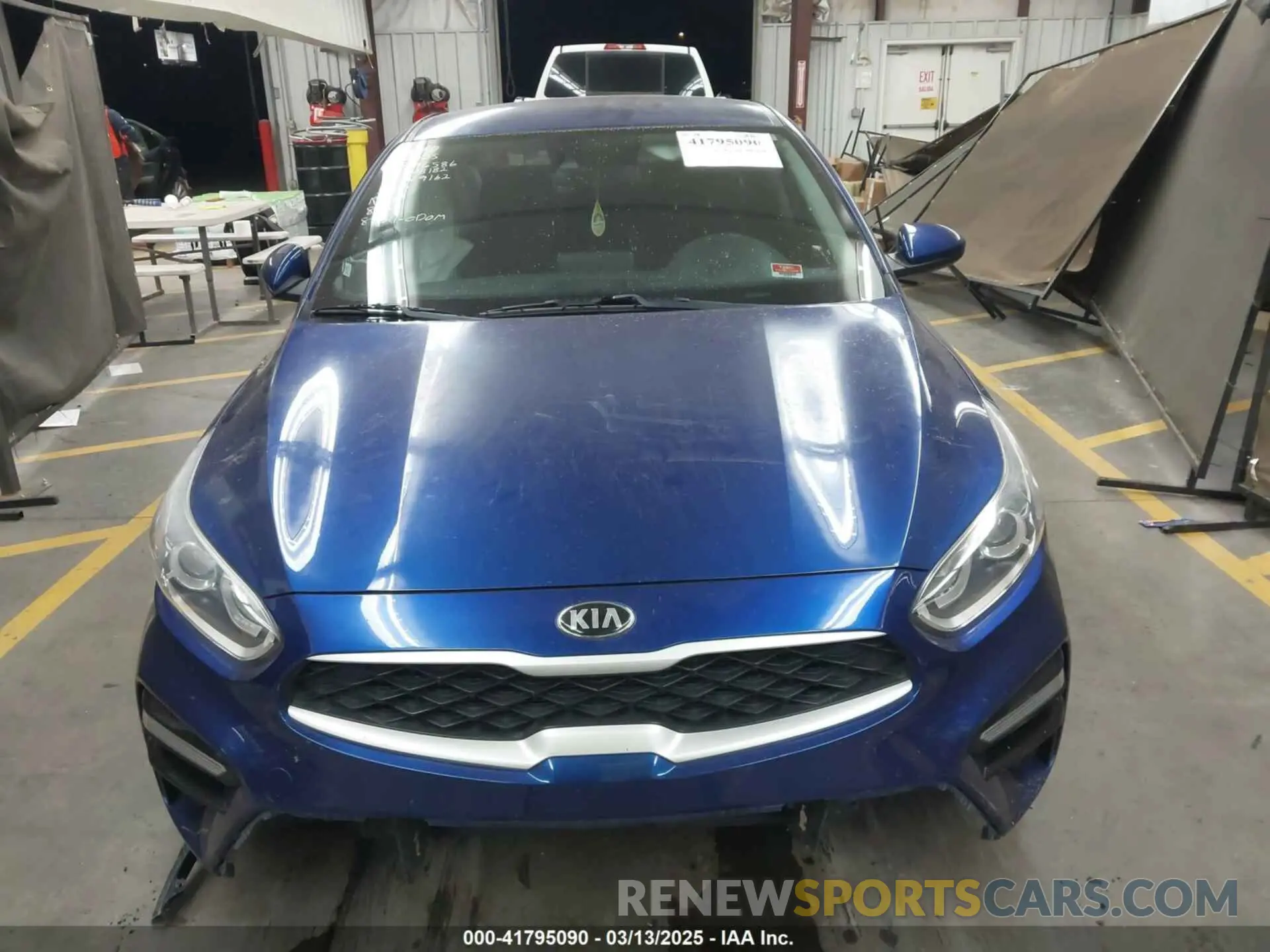 11 Photograph of a damaged car 3KPF24AD6LE229162 KIA FORTE 2020