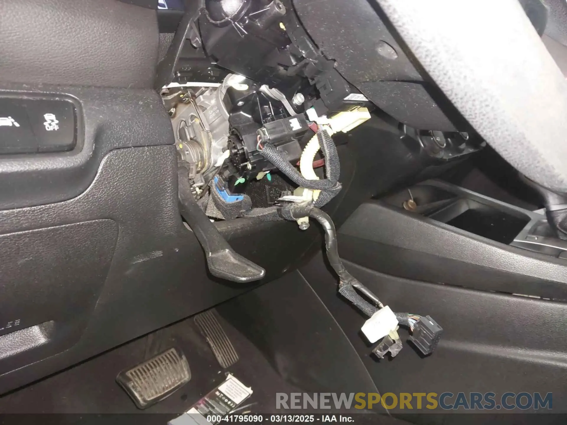 16 Photograph of a damaged car 3KPF24AD6LE229162 KIA FORTE 2020