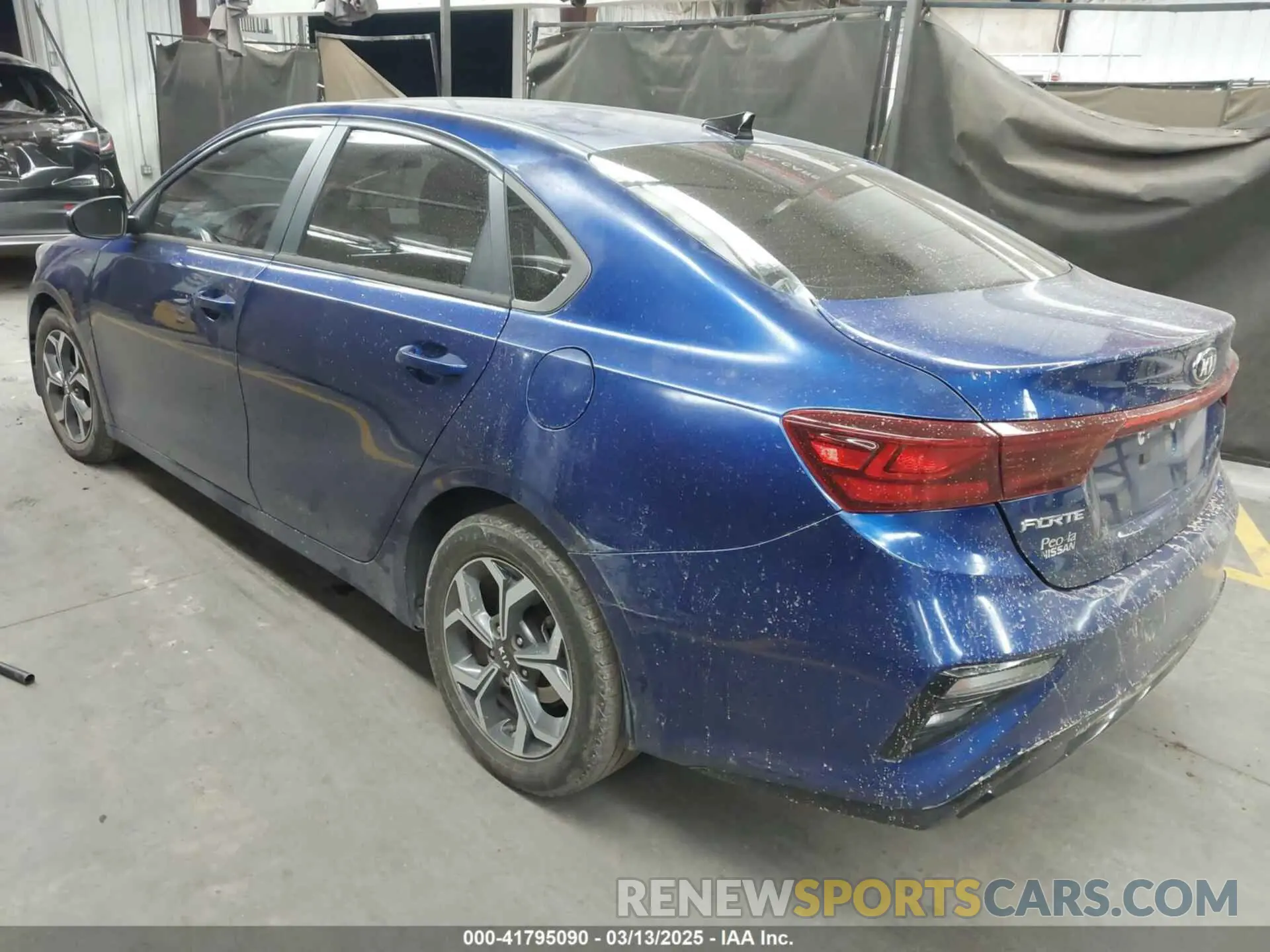 3 Photograph of a damaged car 3KPF24AD6LE229162 KIA FORTE 2020