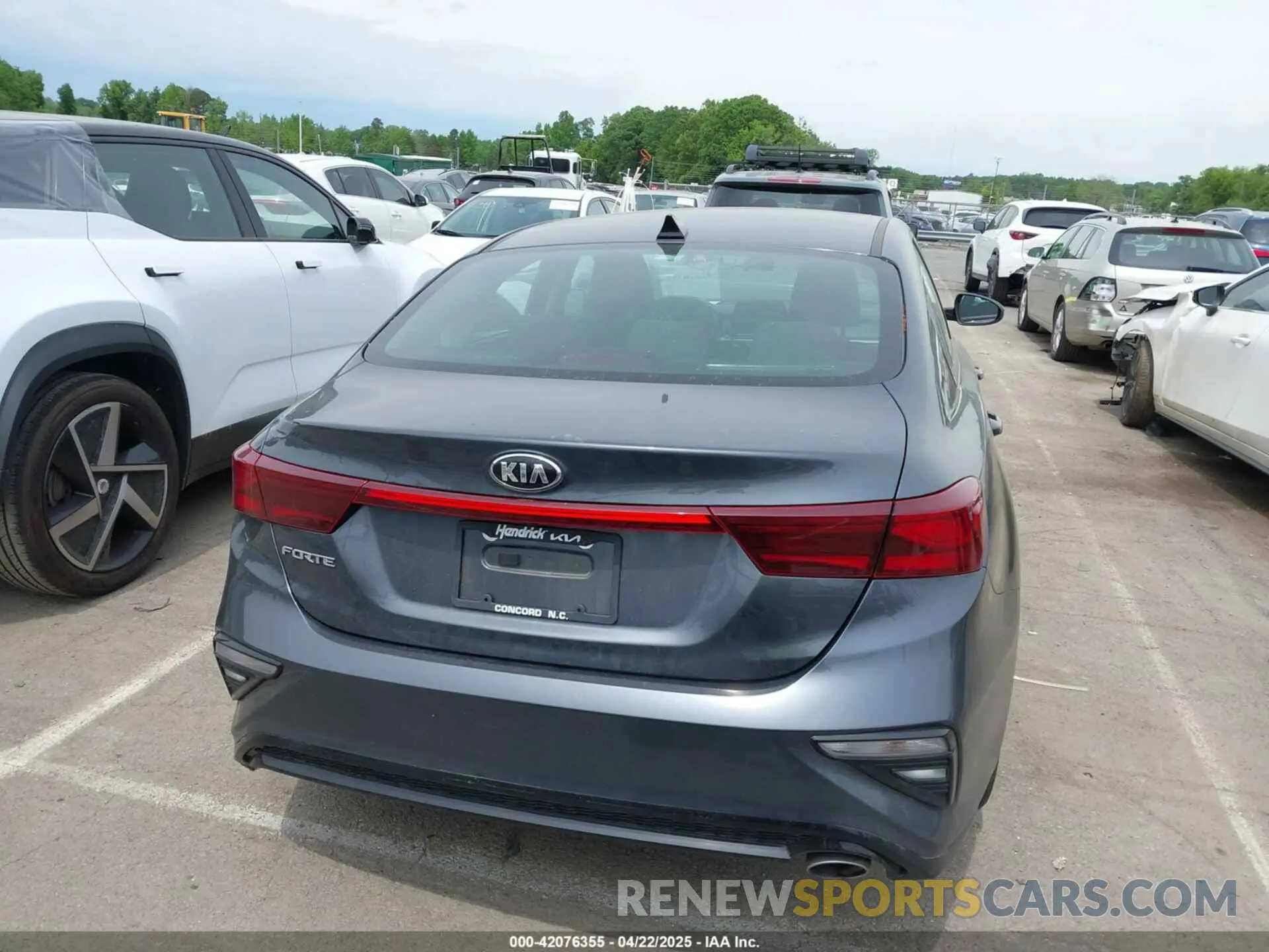 16 Фотография поврежденного автомобиля 3KPF24AD6LE231168 KIA FORTE 2020