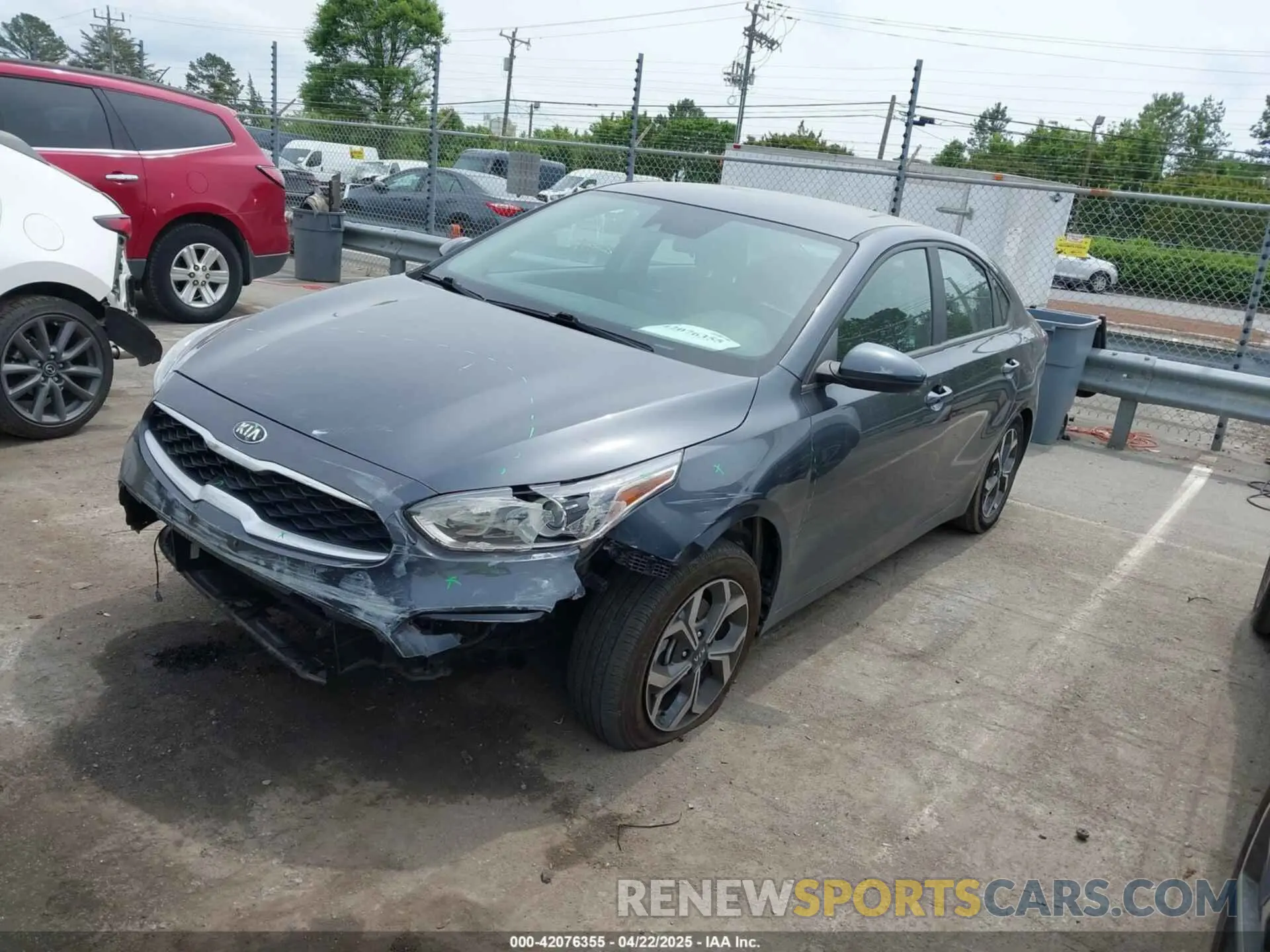 2 Фотография поврежденного автомобиля 3KPF24AD6LE231168 KIA FORTE 2020
