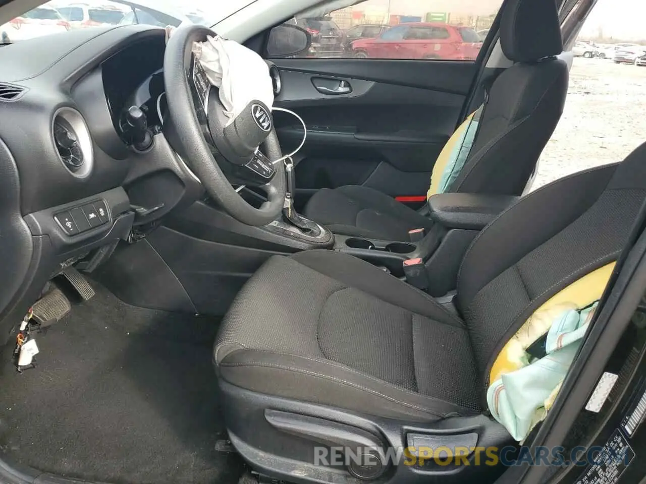 7 Photograph of a damaged car 3KPF24AD6LE234880 KIA FORTE 2020