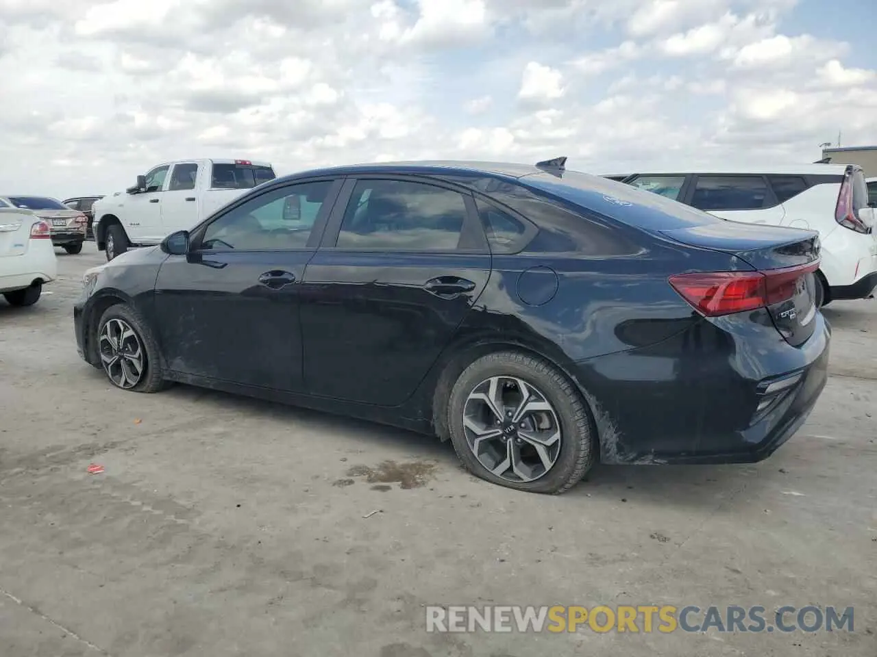2 Фотография поврежденного автомобиля 3KPF24AD6LE241439 KIA FORTE 2020