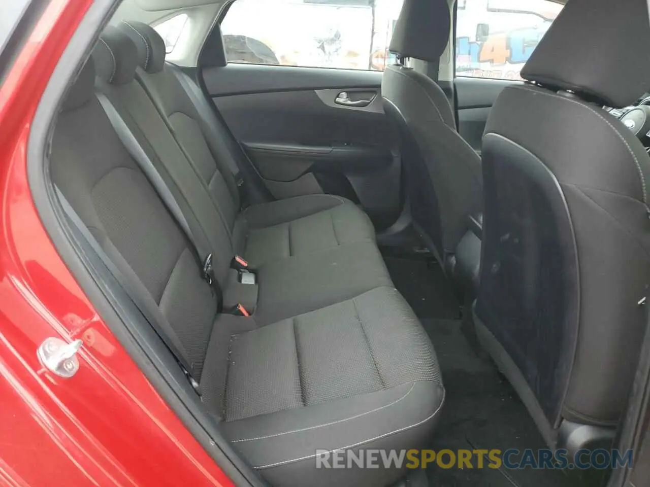 10 Фотография поврежденного автомобиля 3KPF24AD6LE245670 KIA FORTE 2020