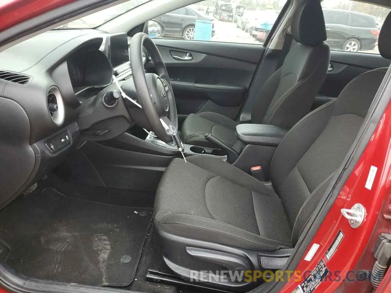 7 Фотография поврежденного автомобиля 3KPF24AD6LE245670 KIA FORTE 2020