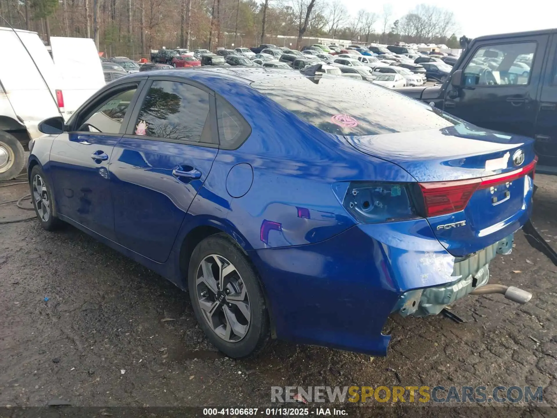 3 Фотография поврежденного автомобиля 3KPF24AD7LE164998 KIA FORTE 2020