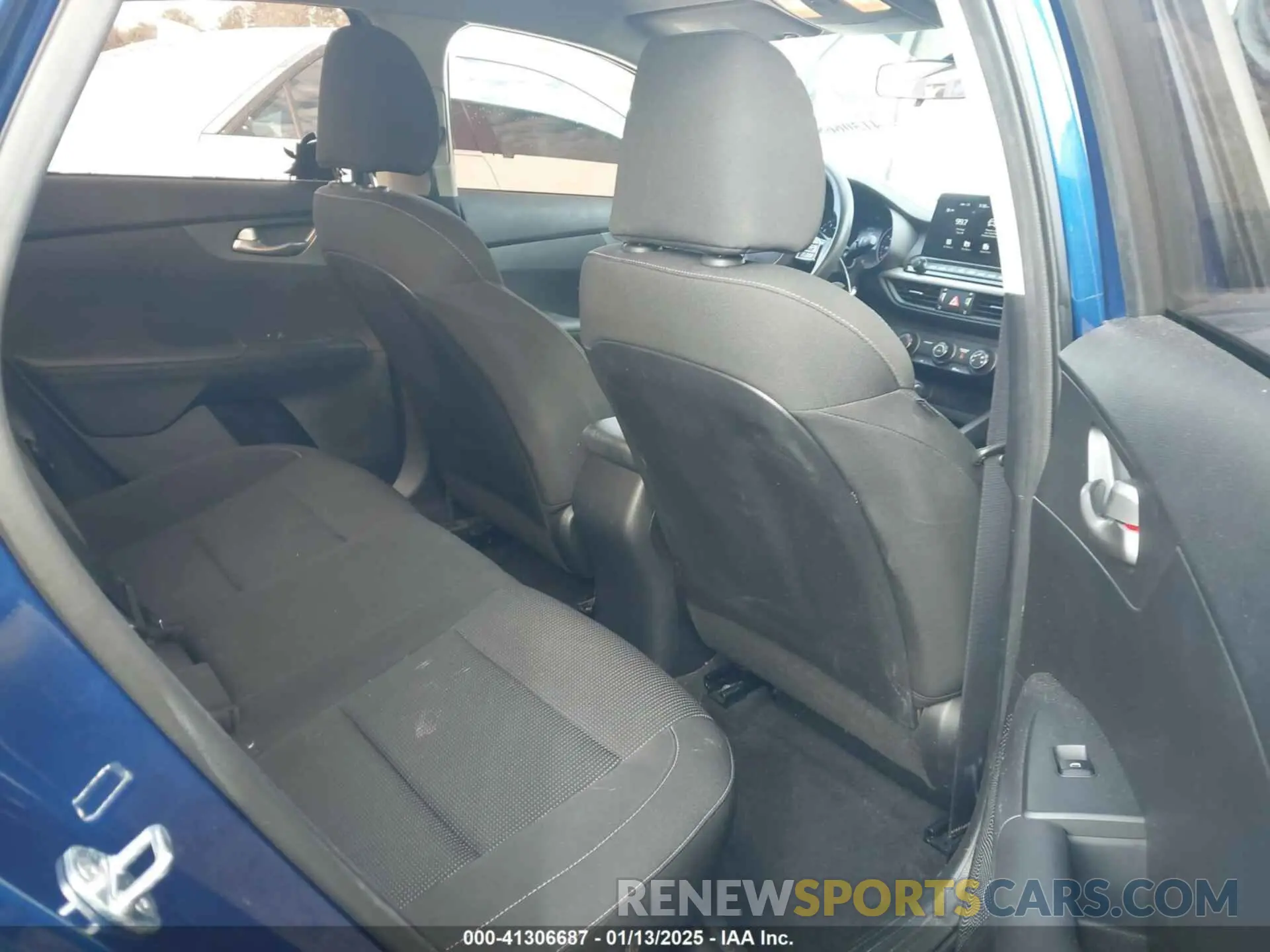 8 Фотография поврежденного автомобиля 3KPF24AD7LE164998 KIA FORTE 2020