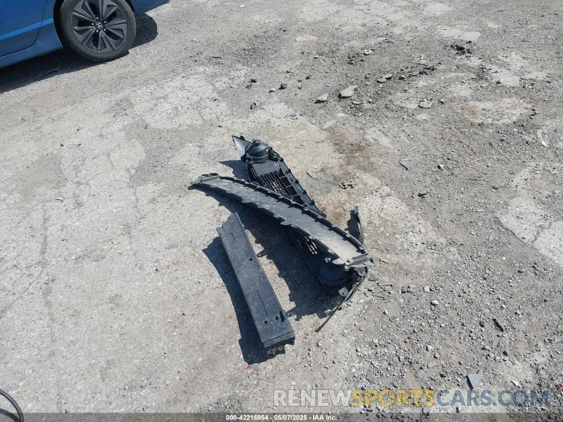 12 Photograph of a damaged car 3KPF24AD7LE187522 KIA FORTE 2020