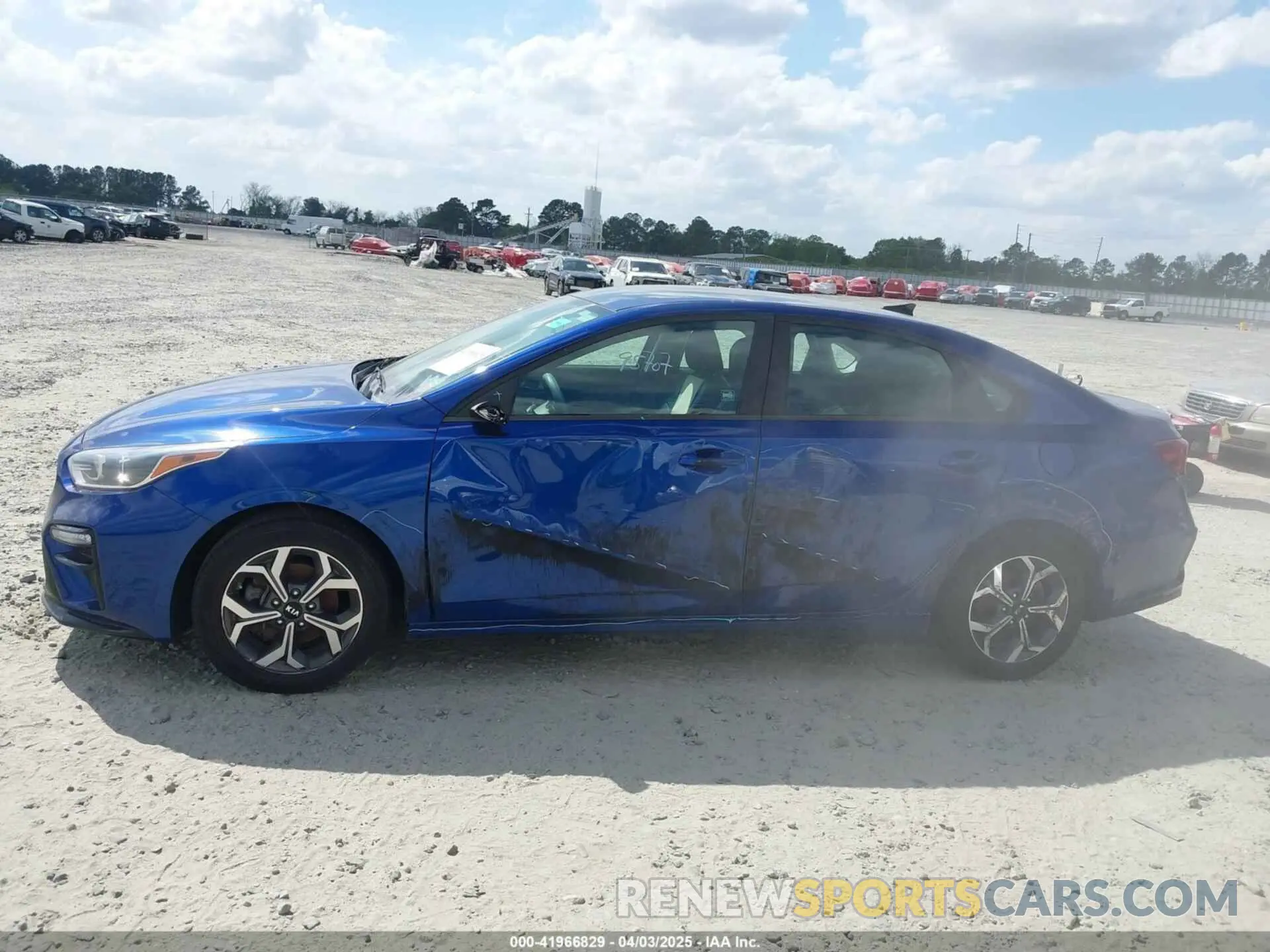 14 Фотография поврежденного автомобиля 3KPF24AD7LE203220 KIA FORTE 2020