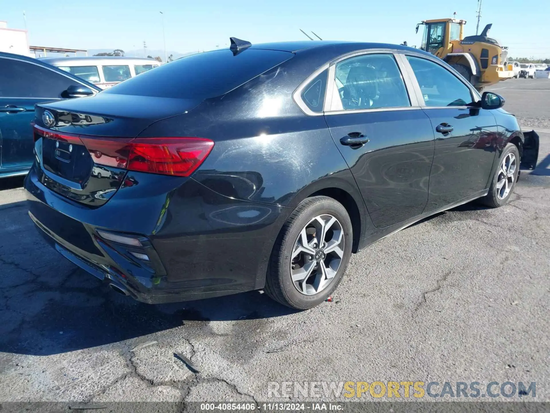 4 Фотография поврежденного автомобиля 3KPF24AD7LE209583 KIA FORTE 2020