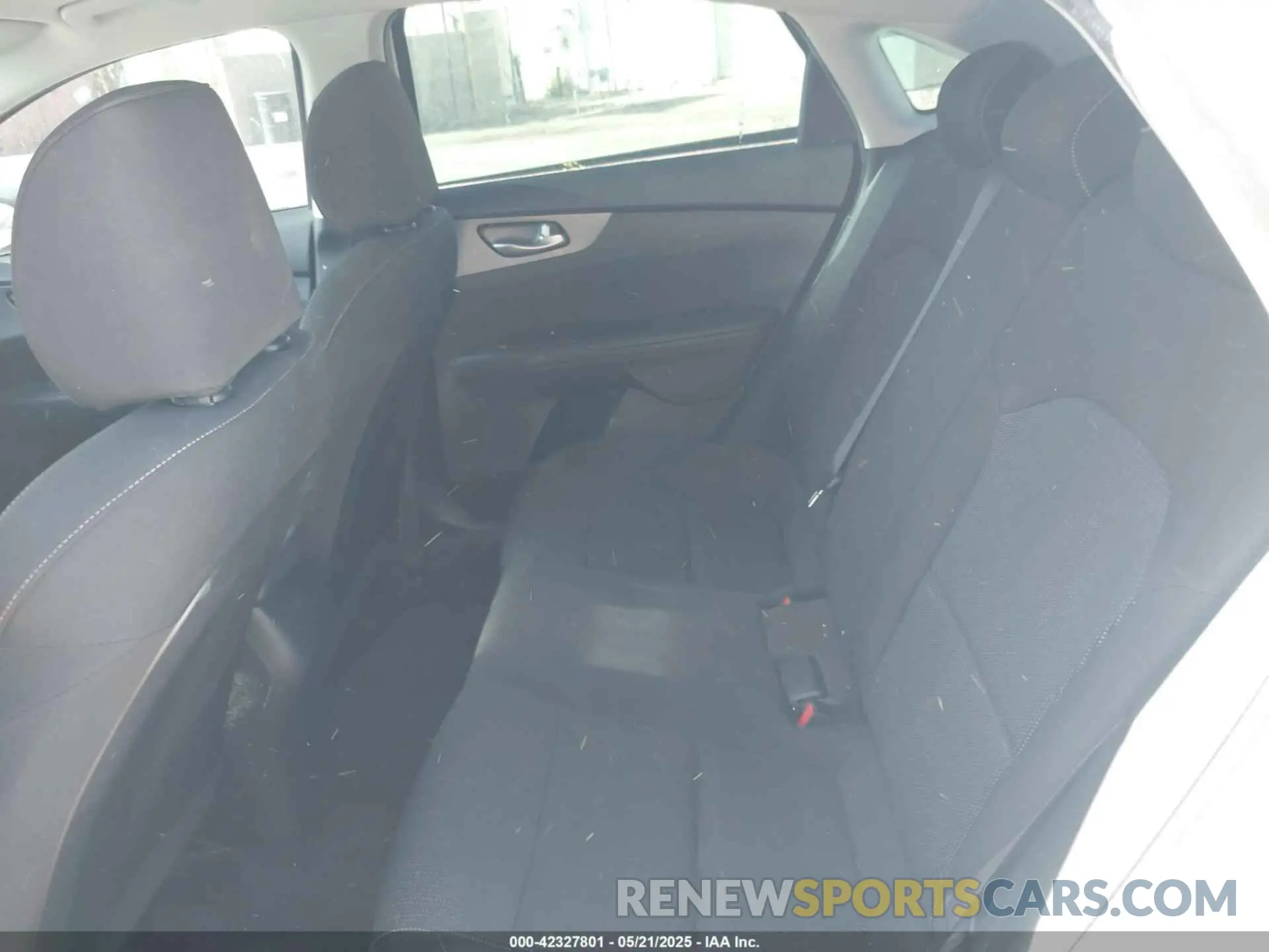 8 Photograph of a damaged car 3KPF24AD7LE217229 KIA FORTE 2020