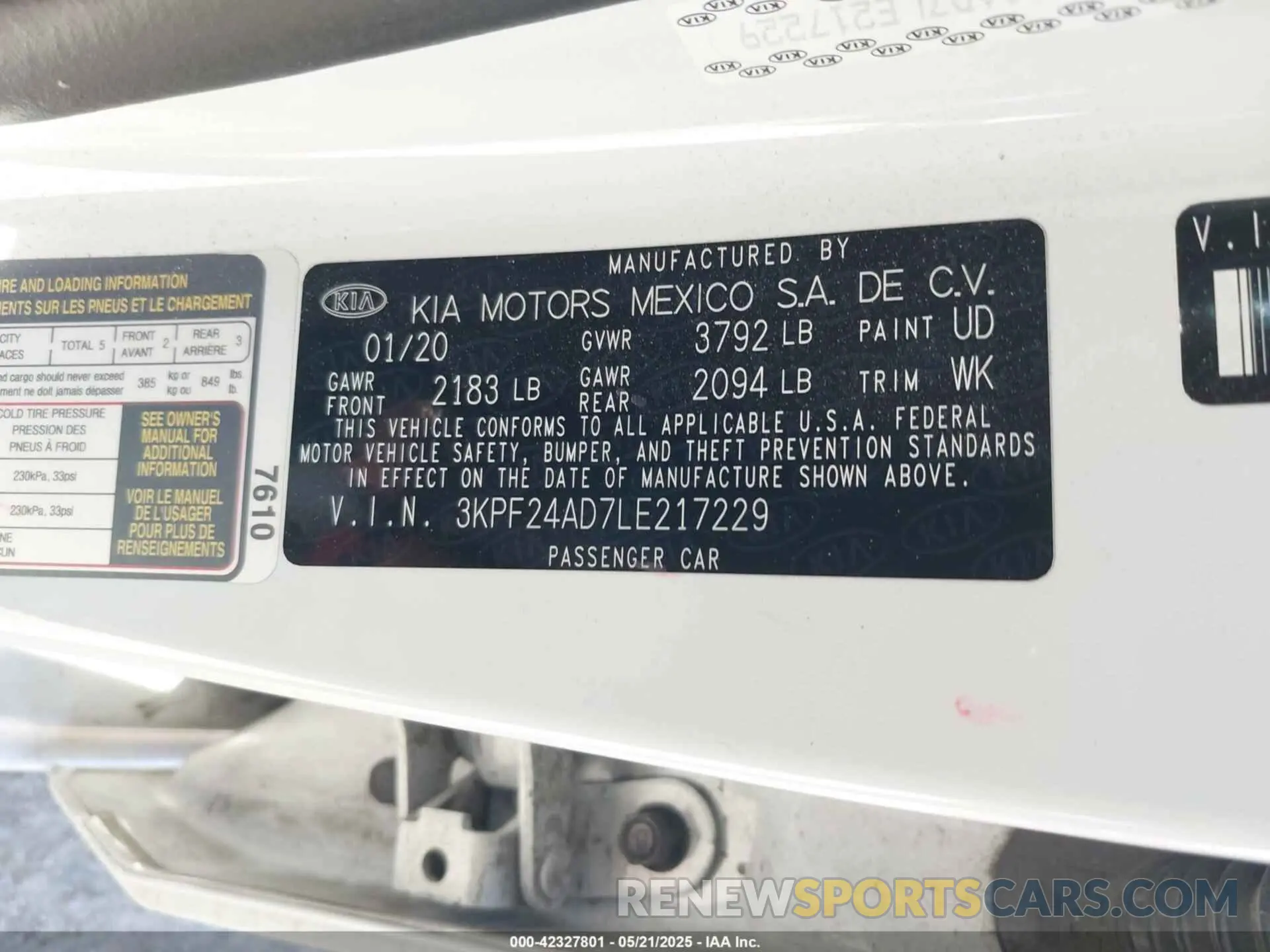 9 Photograph of a damaged car 3KPF24AD7LE217229 KIA FORTE 2020