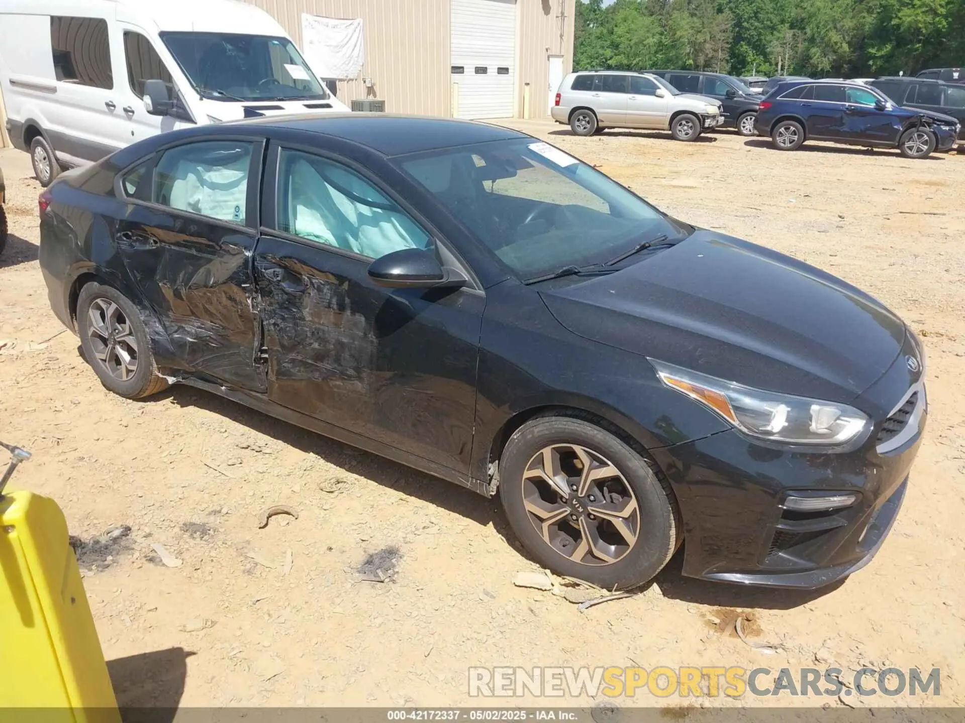 1 Photograph of a damaged car 3KPF24AD7LE226335 KIA FORTE 2020