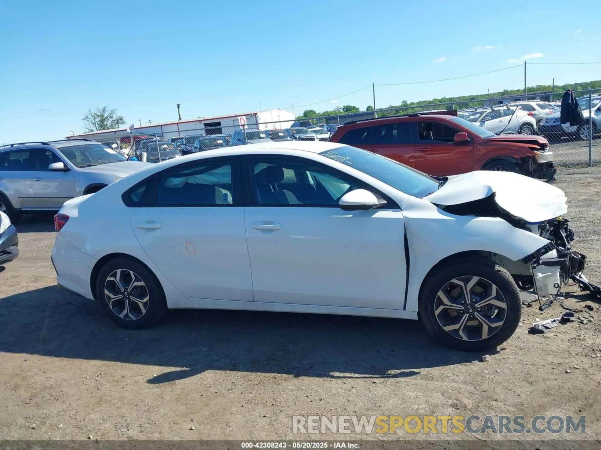 13 Фотография поврежденного автомобиля 3KPF24AD7LE226965 KIA FORTE 2020