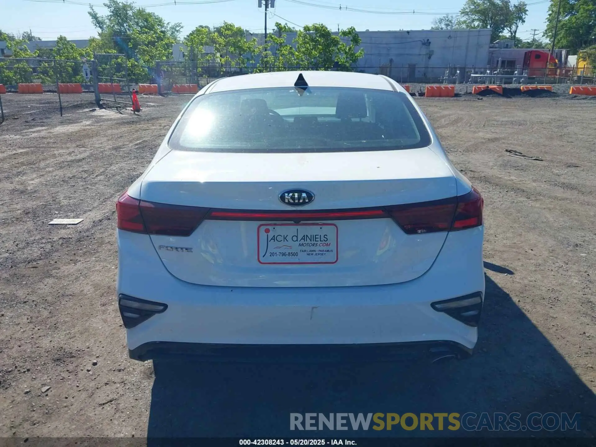 16 Фотография поврежденного автомобиля 3KPF24AD7LE226965 KIA FORTE 2020