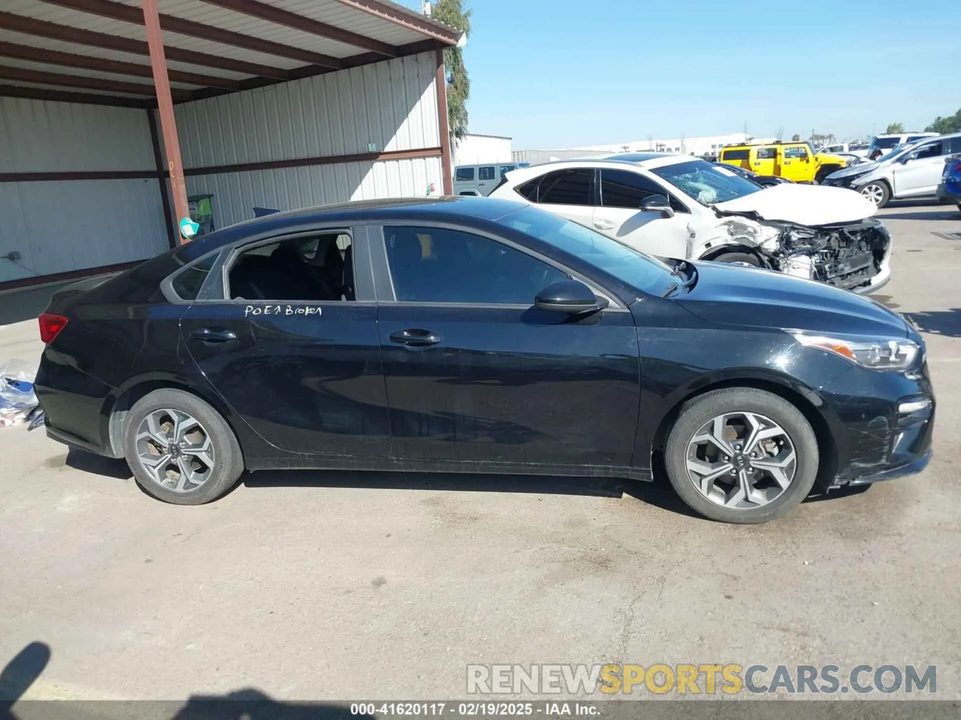 12 Фотография поврежденного автомобиля 3KPF24AD7LE228683 KIA FORTE 2020