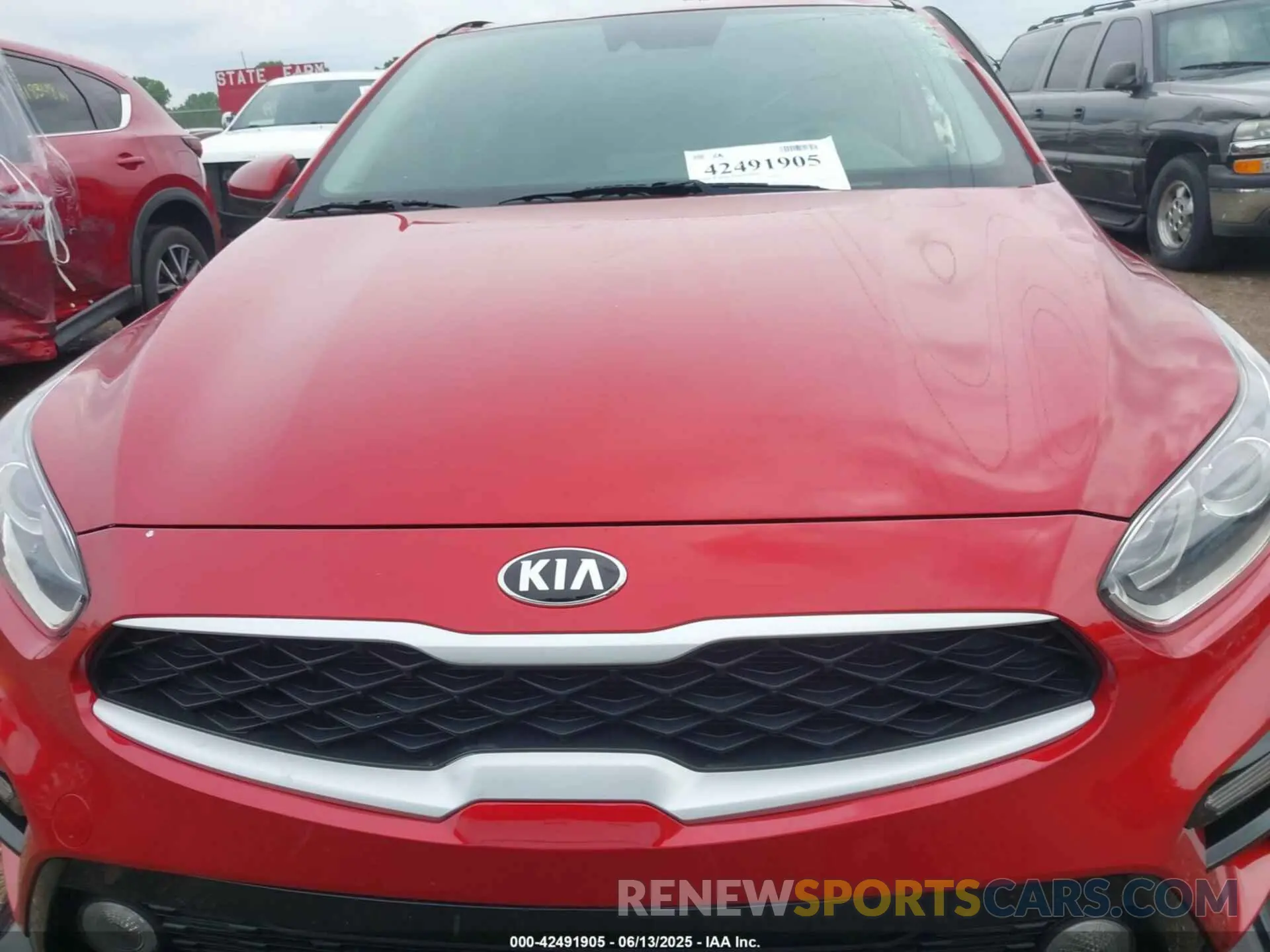 12 Photograph of a damaged car 3KPF24AD7LE260940 KIA FORTE 2020