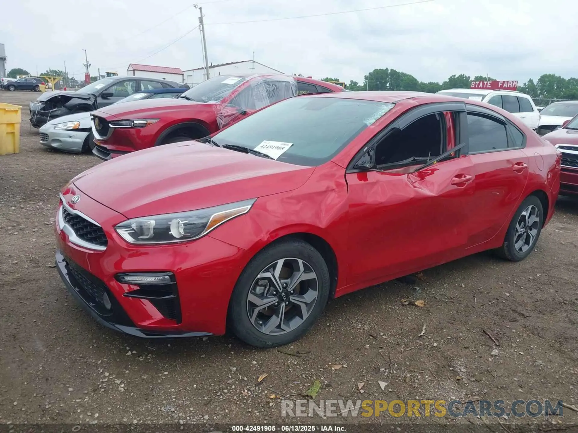 6 Photograph of a damaged car 3KPF24AD7LE260940 KIA FORTE 2020