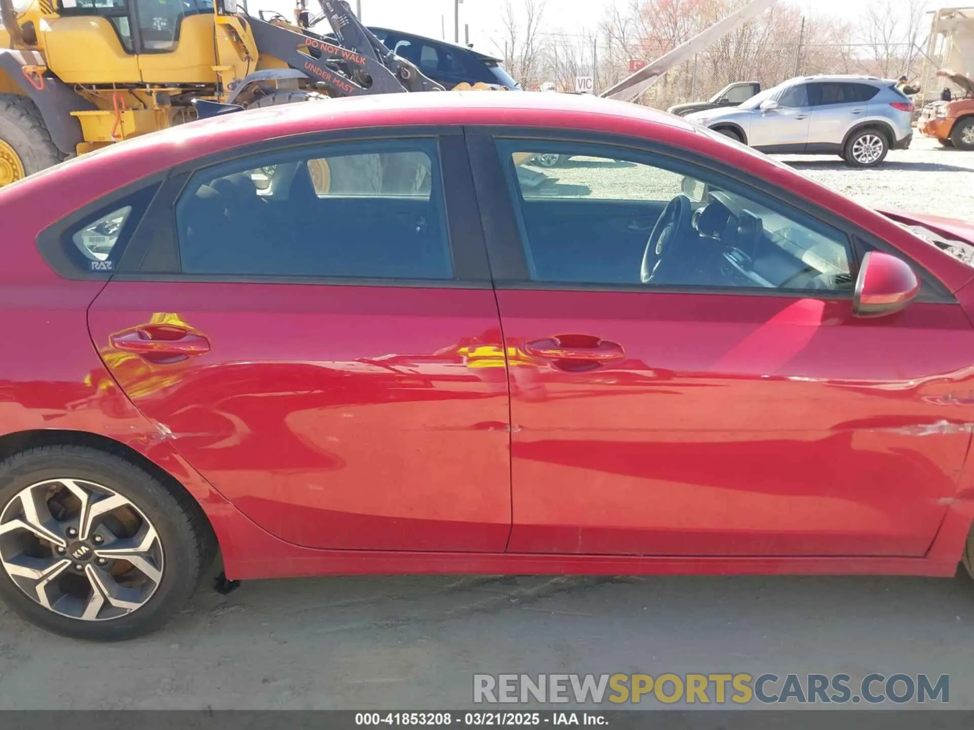 12 Photograph of a damaged car 3KPF24AD8LE182202 KIA FORTE 2020