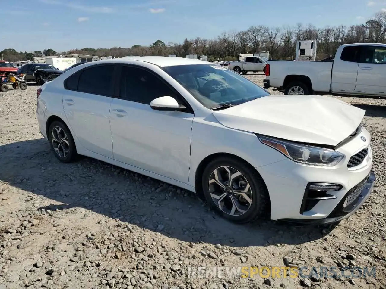 4 Фотография поврежденного автомобиля 3KPF24AD8LE185388 KIA FORTE 2020