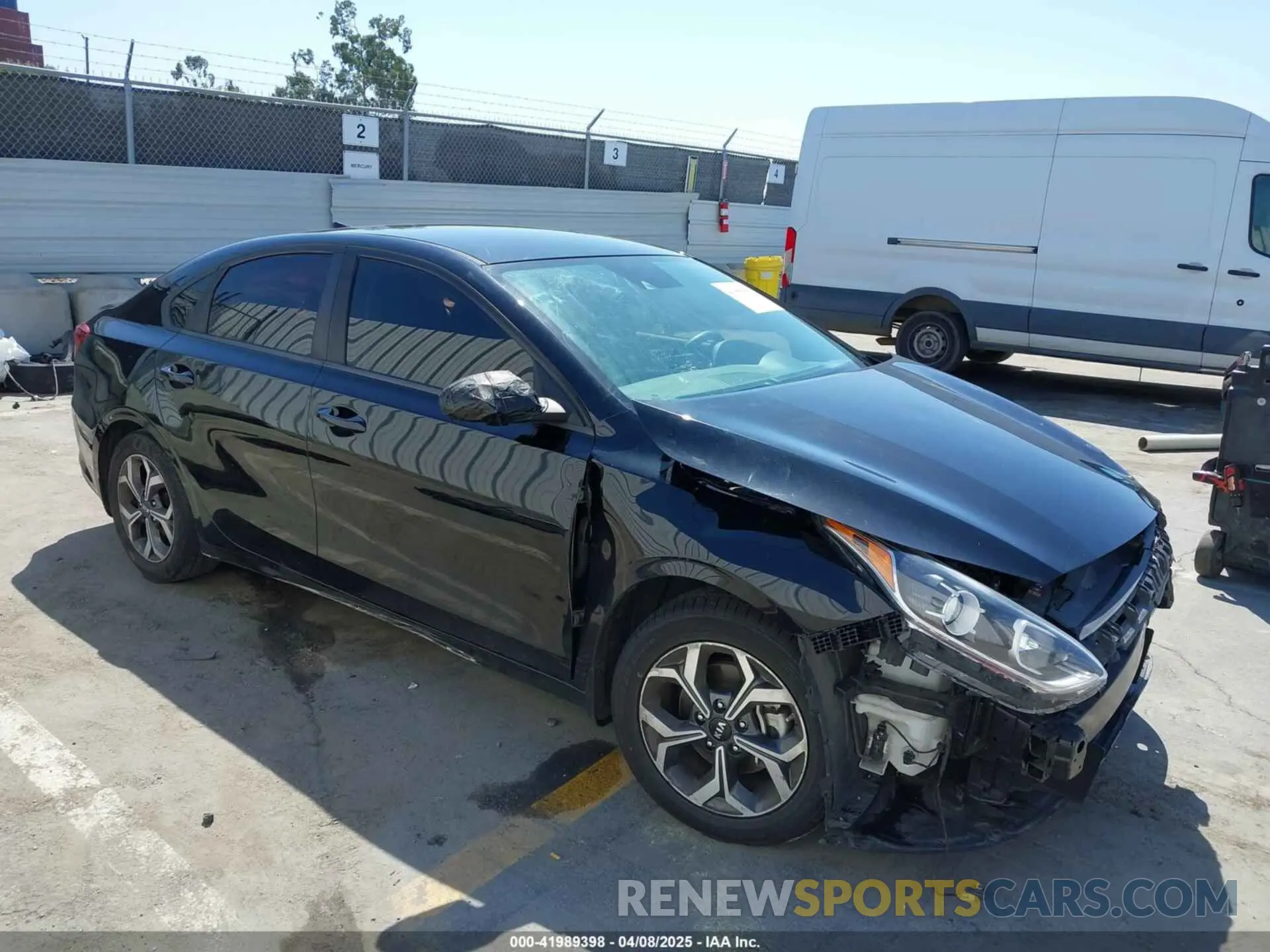 1 Photograph of a damaged car 3KPF24AD8LE191000 KIA FORTE 2020