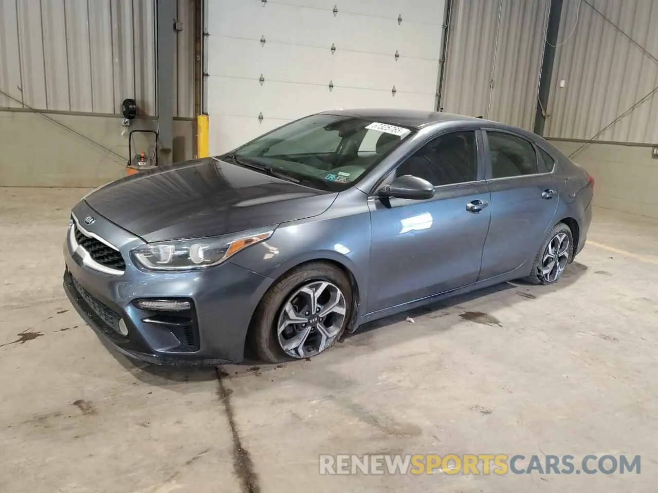 1 Photograph of a damaged car 3KPF24AD8LE194916 KIA FORTE 2020
