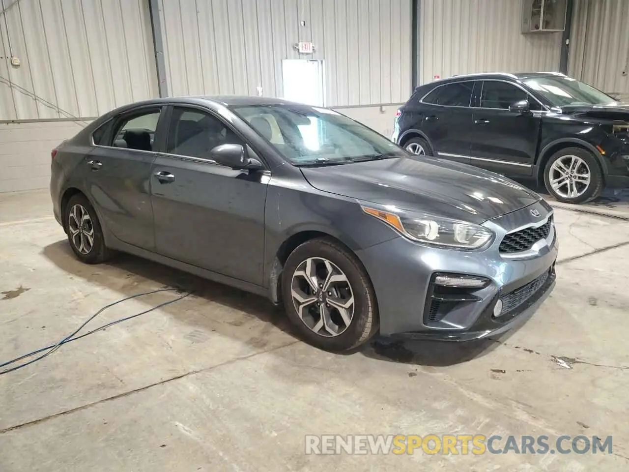 4 Photograph of a damaged car 3KPF24AD8LE194916 KIA FORTE 2020