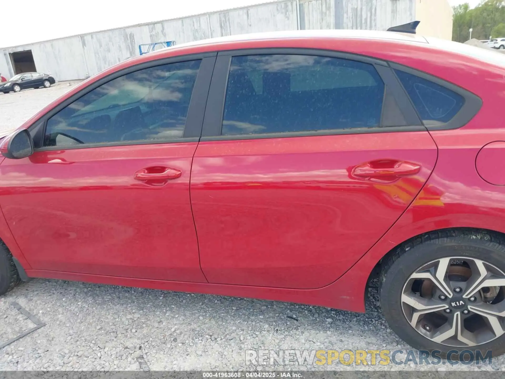 14 Photograph of a damaged car 3KPF24AD8LE222469 KIA FORTE 2020
