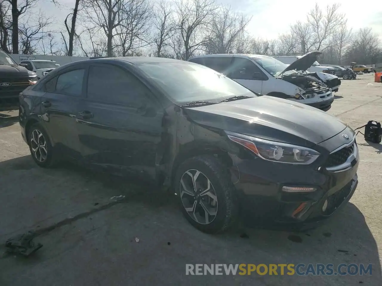 4 Фотография поврежденного автомобиля 3KPF24AD8LE234766 KIA FORTE 2020