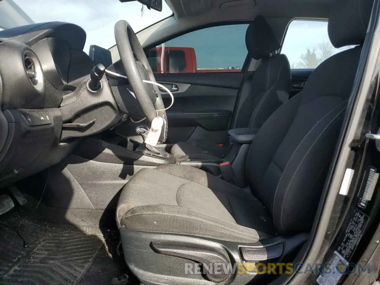 7 Фотография поврежденного автомобиля 3KPF24AD8LE234766 KIA FORTE 2020