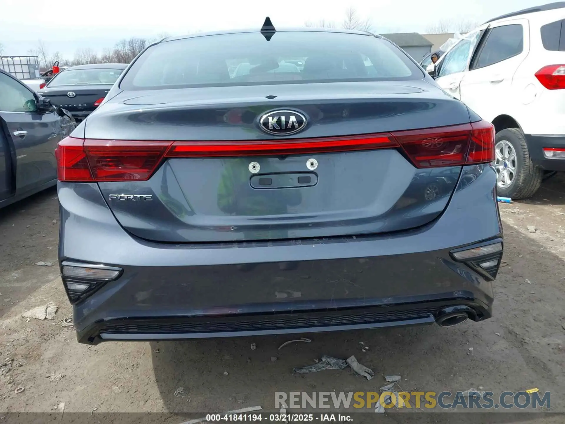 17 Фотография поврежденного автомобиля 3KPF24AD8LE235951 KIA FORTE 2020