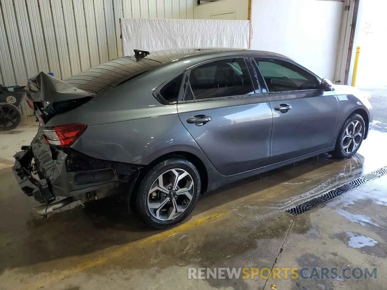 3 Фотография поврежденного автомобиля 3KPF24AD8LE240096 KIA FORTE 2020