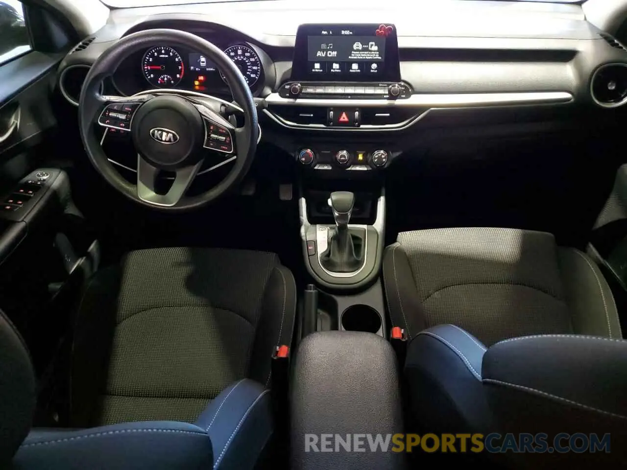 8 Фотография поврежденного автомобиля 3KPF24AD8LE240096 KIA FORTE 2020